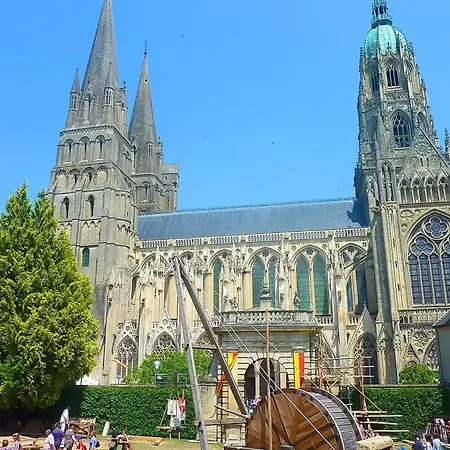 Le Babord Des Costils