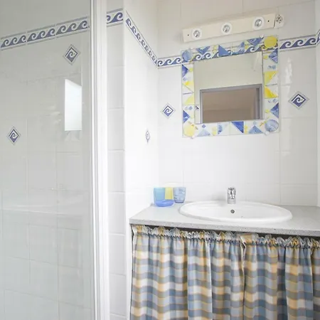 Vakantiehuis Le Babord Des Costils Saint-Laurent-sur-Mer