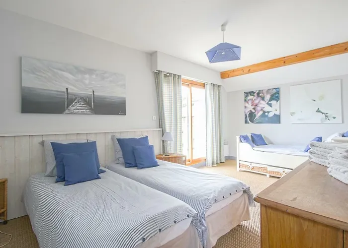 Le Babord Des Costils